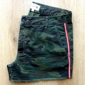 Sundry Le Soleil Camo Shorts